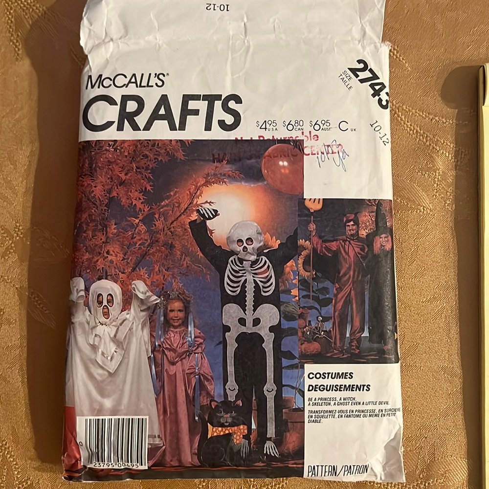 MCCall’s costume pattern 2743 witch skeleton ghost devil
